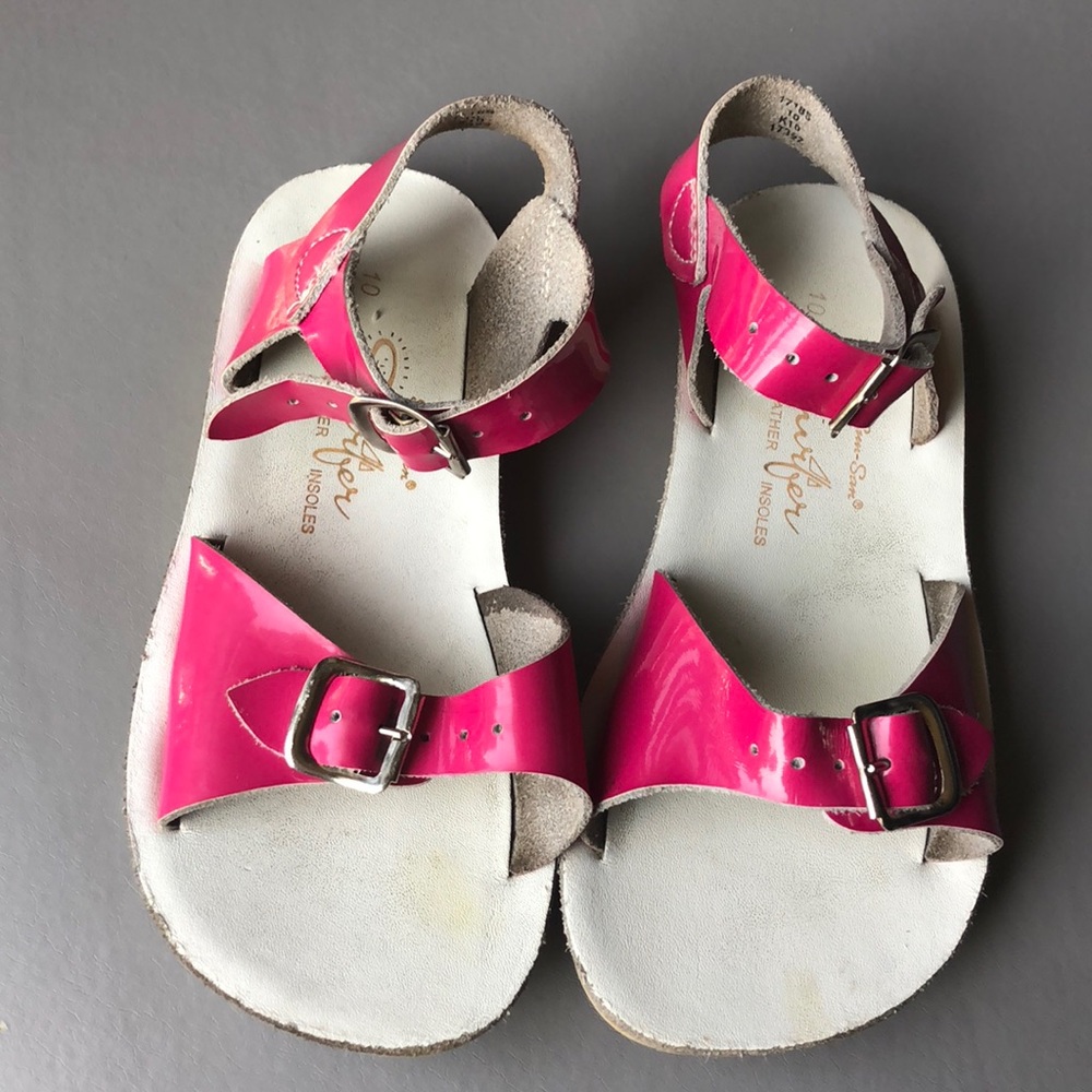 Saltwater sandals fuchsia patent hot pink toddler